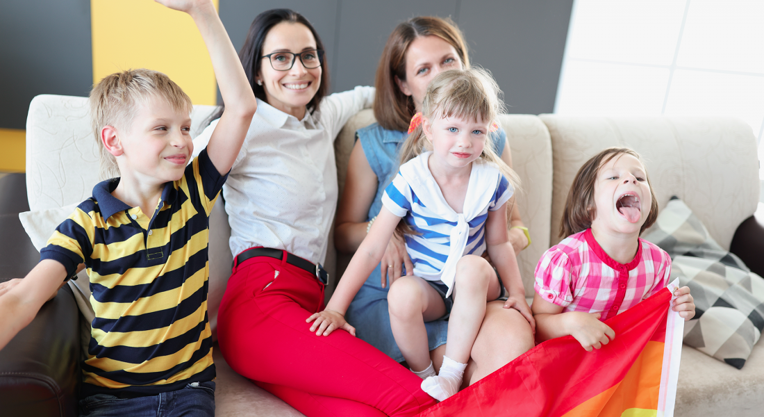 Deux-mamans-avec-enfants